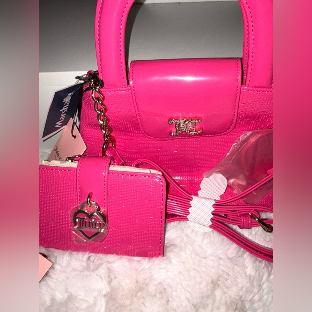 NEW SET!!💖Juicy Couture Vibrant Pink Shoulder Bag and Wallet🪽